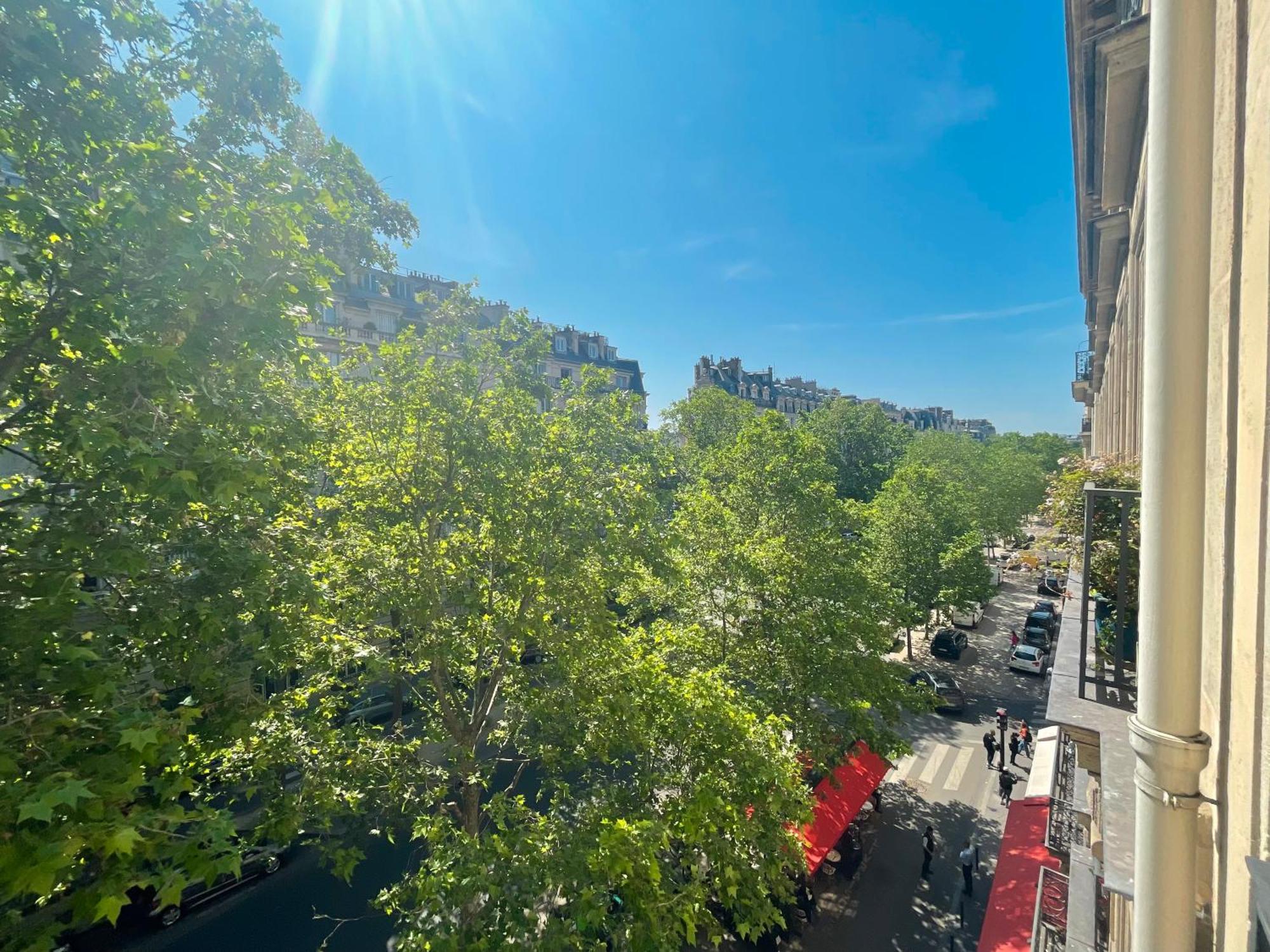 Gustave - Charming Eiffel Tower - Apartment