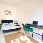 Gustave - Charming Eiffel Tower Appartement -